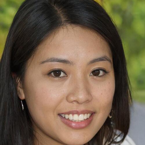 Sarah Nguyen - Hire Drupal developer with ellow